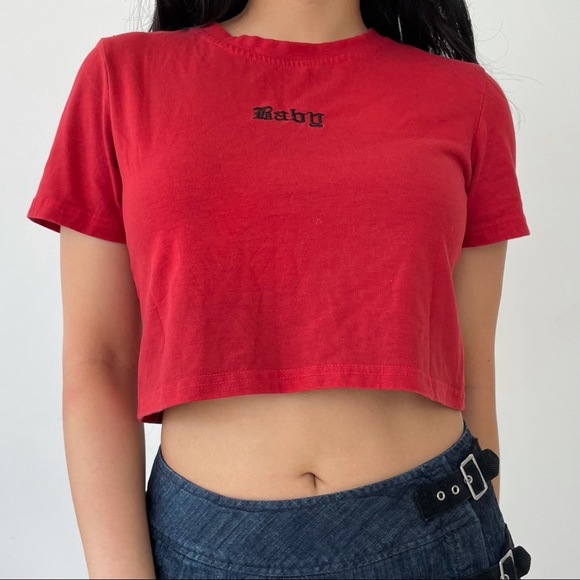 Red ‘Baby’ Cropped Tee - Small - Picture 1 of 4